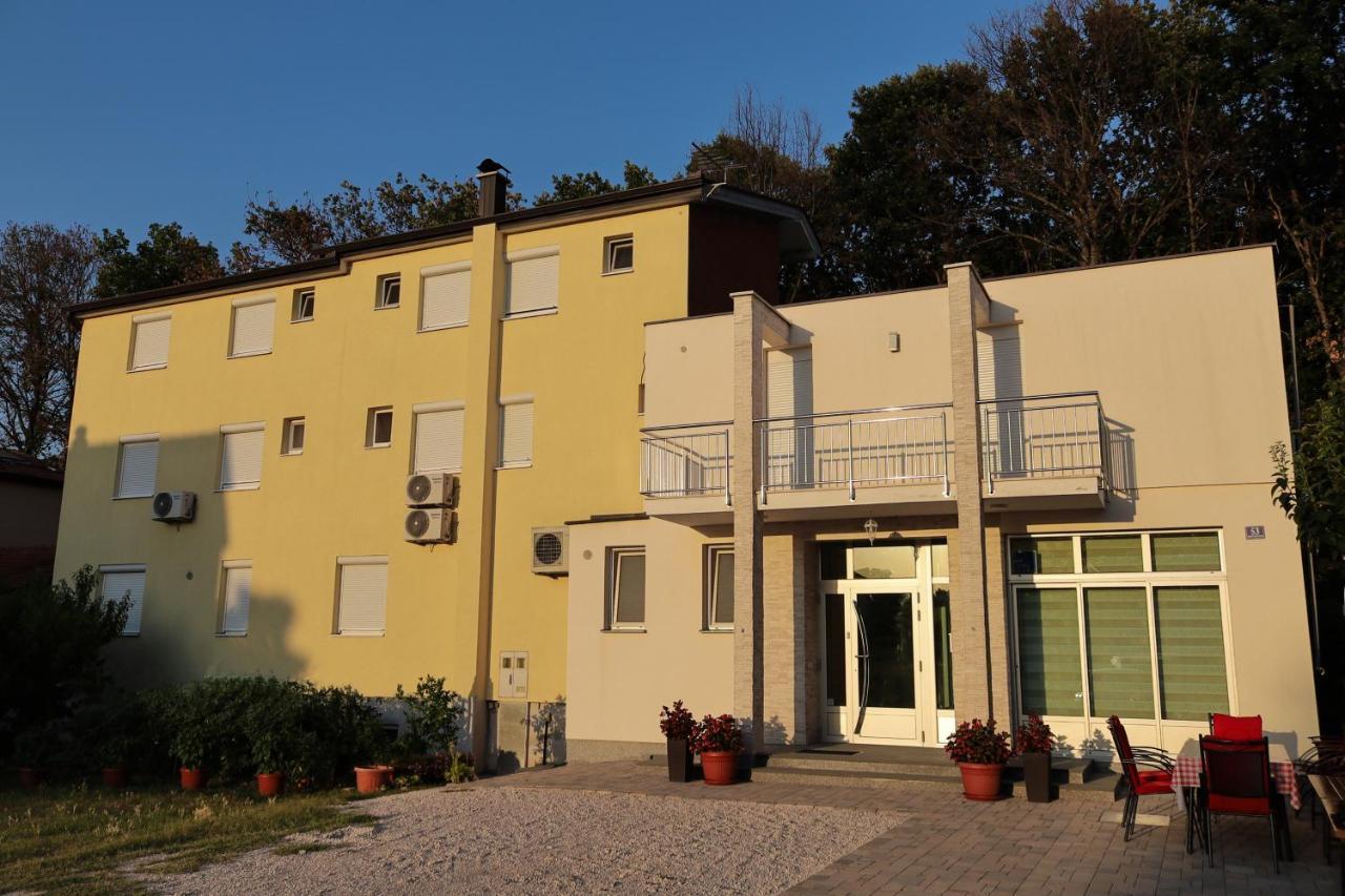 Pansion Milena Hotel Medjugorje Ngoại thất bức ảnh